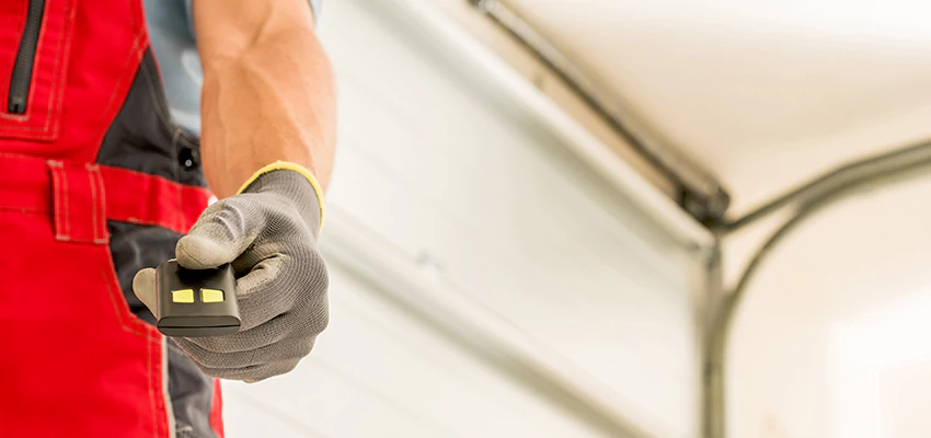 Residential Garage Door Security in Rio Linda, California