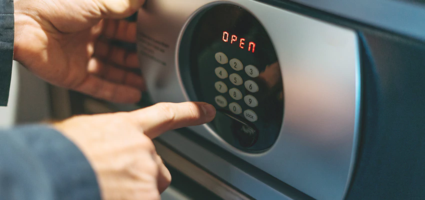Cash Safe Openers in Rio Linda, California