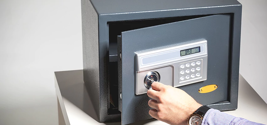 Jewelry Safe Unlocking Service in Rio Linda, California
