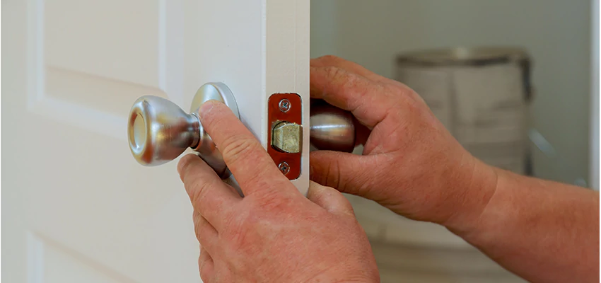 AAA Locksmiths For lock Replacement in Rio Linda, California